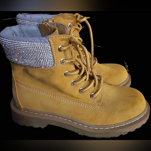 Beautiful!Rhinestone Embellished Ladies Work n Play Boots by Wild Pair/New, Sz 6 - Picture 7 of 10